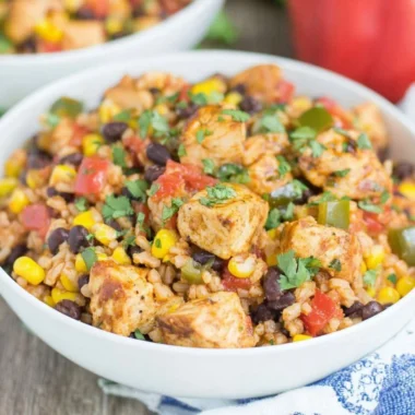 Delicious Southwest Chicken Rice Bowls with chicken, rice, and colorful vegetables