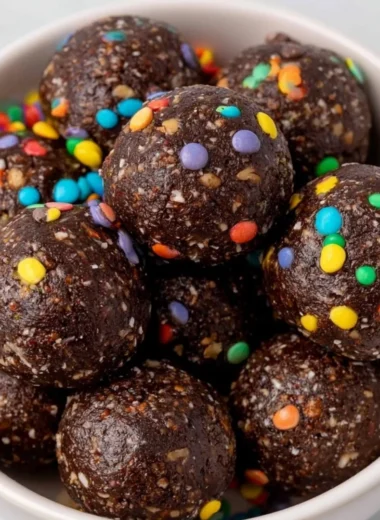 Healthy and gluten-free Cosmic Brownie Bites for a delightful dessert